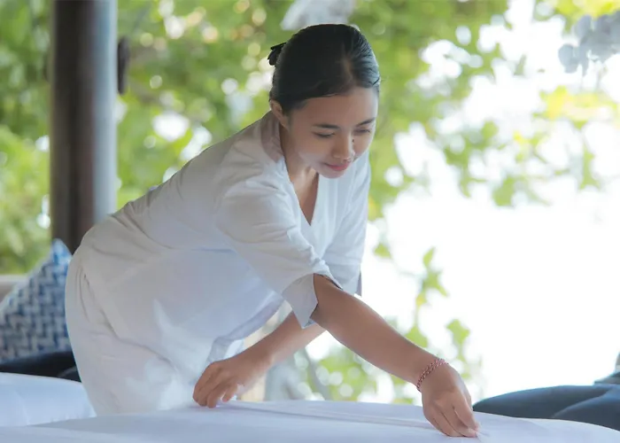 Alila Manggis リゾート 4*