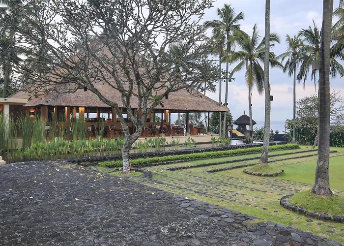 Alila Manggis 4*