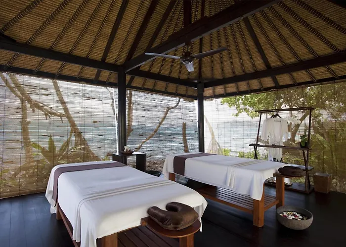 Alila Manggis 4*