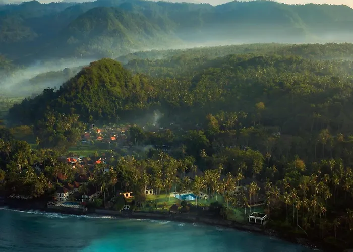 Alila Manggis チャンディダサ